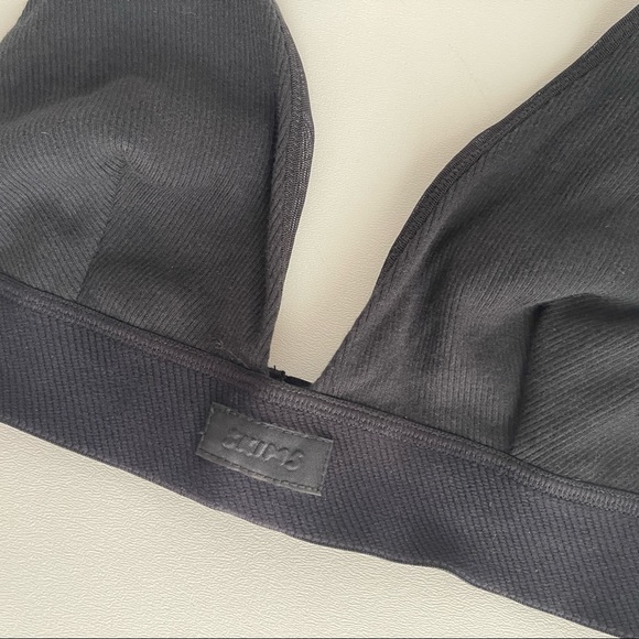 Skims Bralette Plunge Ribbed Cotton Jersey Women's Solid Black Soot Wireless Med - Picture 8 of 10